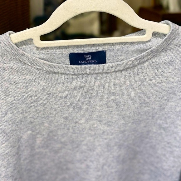 Lands' End Sweaters - 🌟Sale
100% Cashmere LANDS’ END Pullover  Lightweight Sweater Size M gray heather